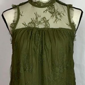Lace Sleeveless Top